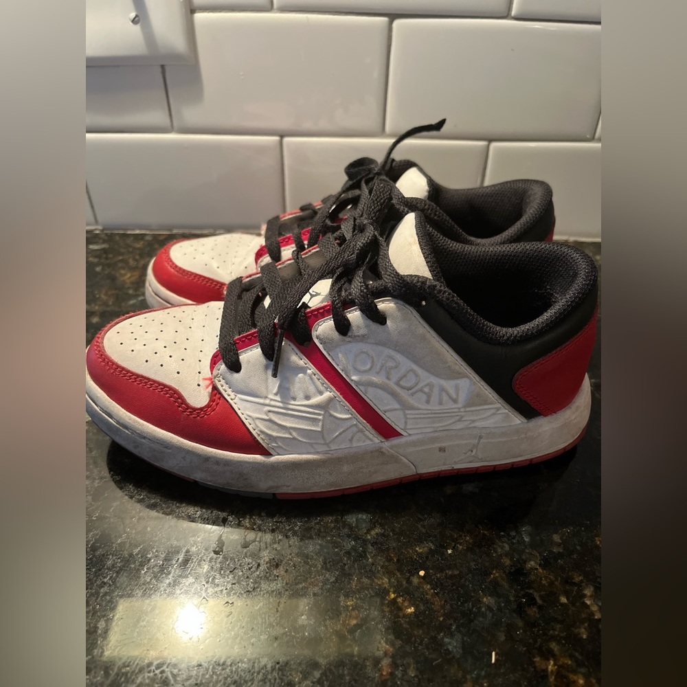 Jordan Nu Retro 1 Low : Size 3.5